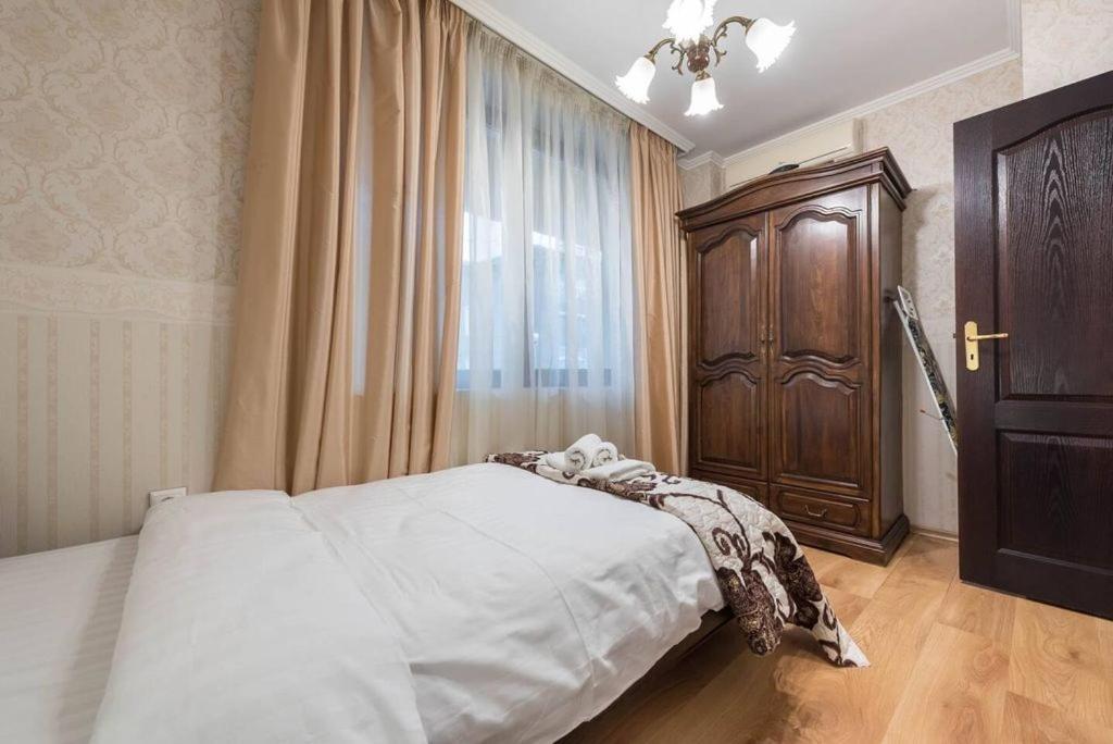 Vazov Residence , Two Bedroom Top Centre Apartment Varna Bagian luar foto