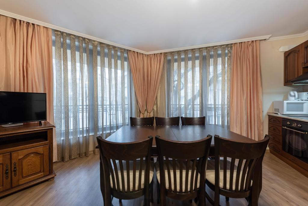 Vazov Residence , Two Bedroom Top Centre Apartment Varna Bagian luar foto