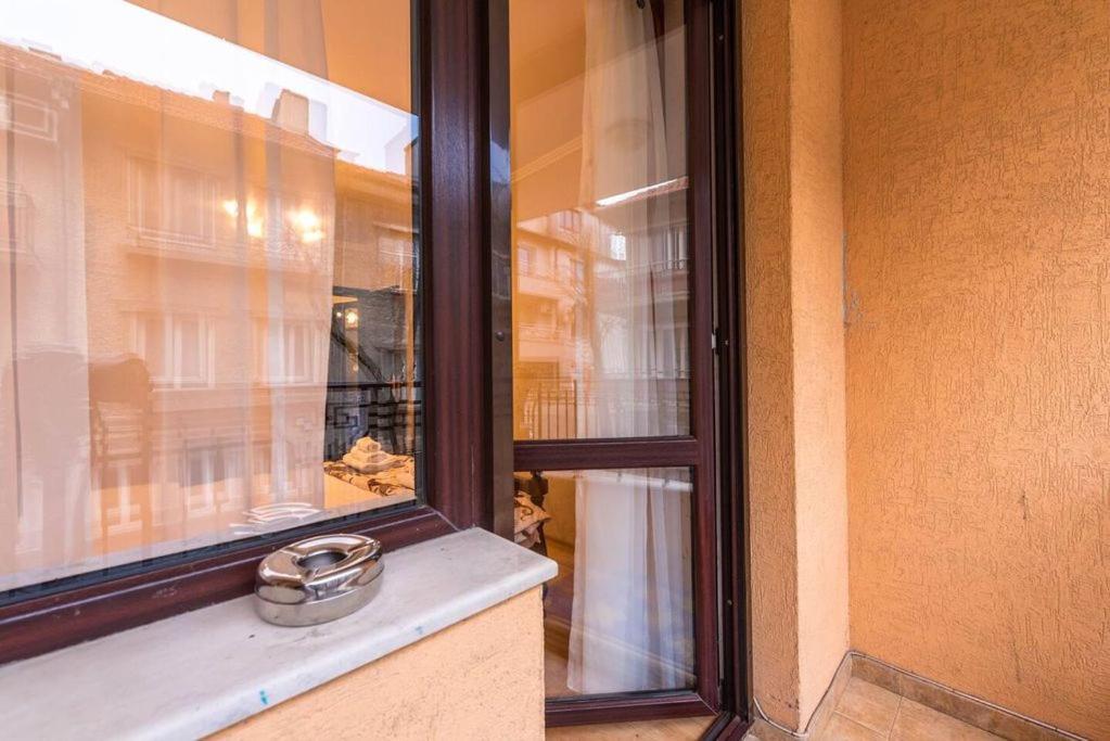 Vazov Residence , Two Bedroom Top Centre Apartment Varna Bagian luar foto